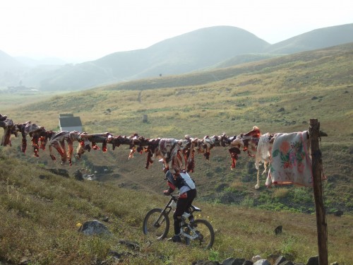 Peru mountain biker